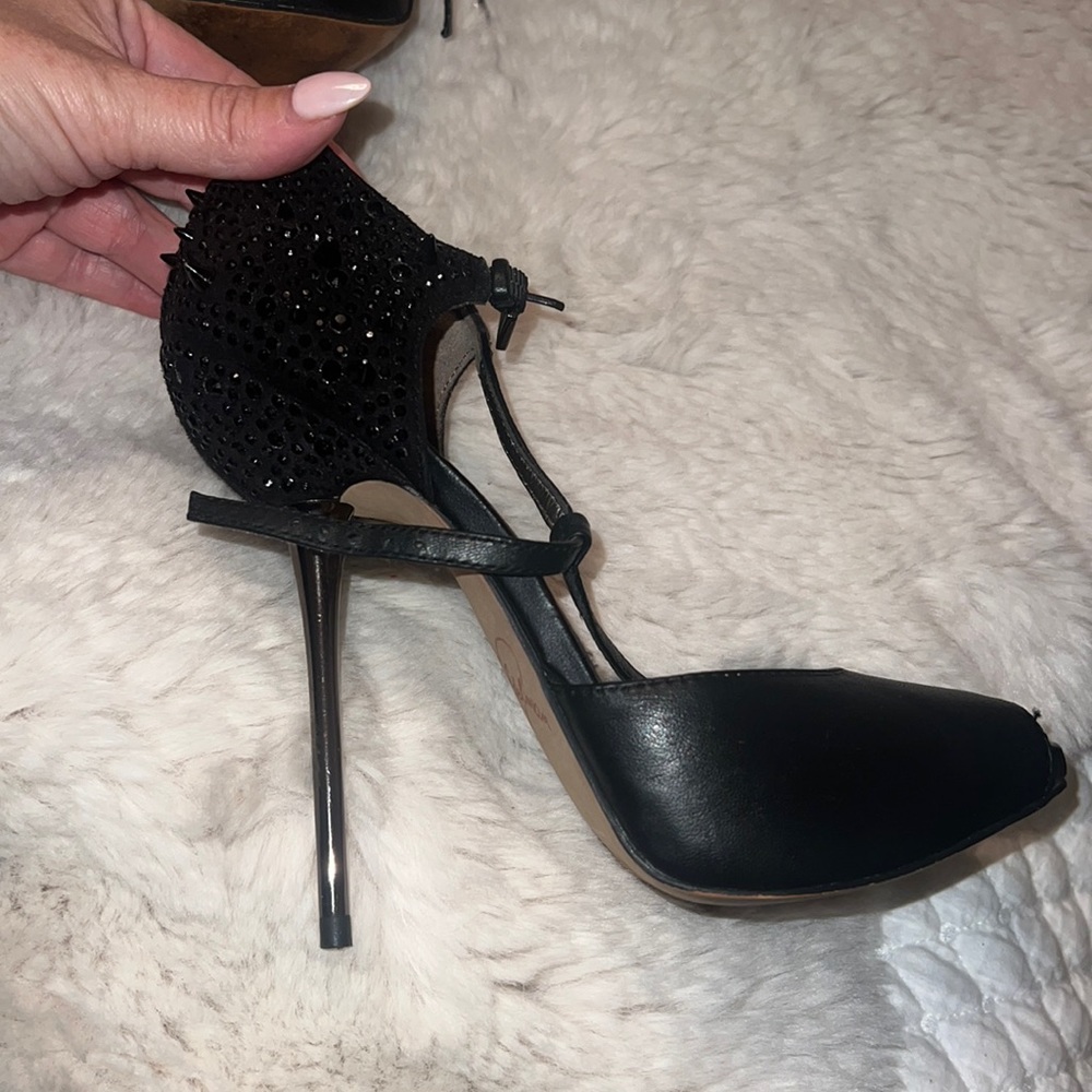 Sexy heels by Sam Edelman!! Rock star!